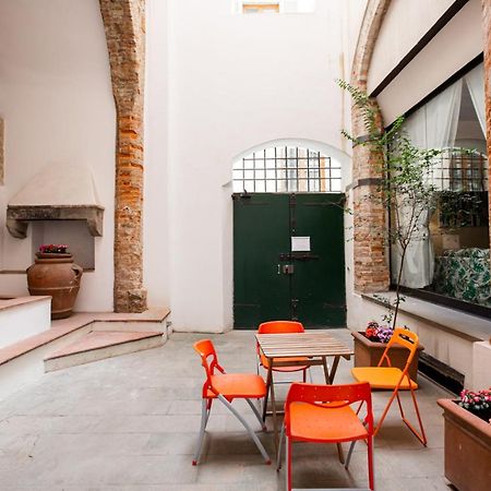 Torre Dei Sapiti Apartment Firenze Bagian luar foto