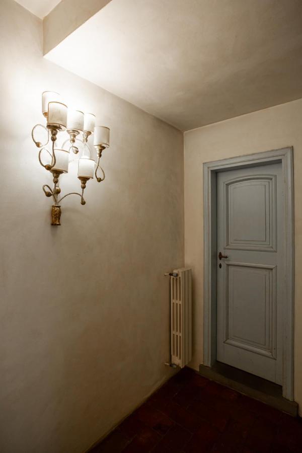 Torre Dei Sapiti Apartment Firenze Bagian luar foto